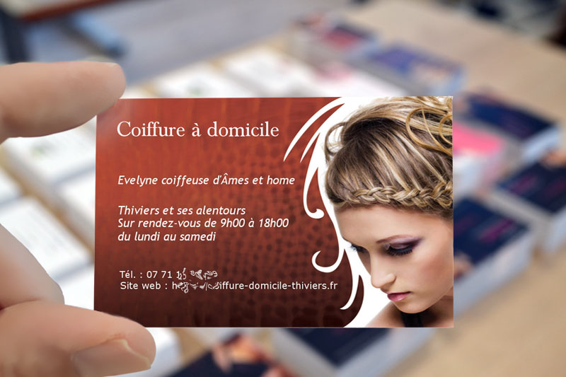 Exemple de carte de visite coiffure à personnaliser en ligne avec votre imprimerie en ligne